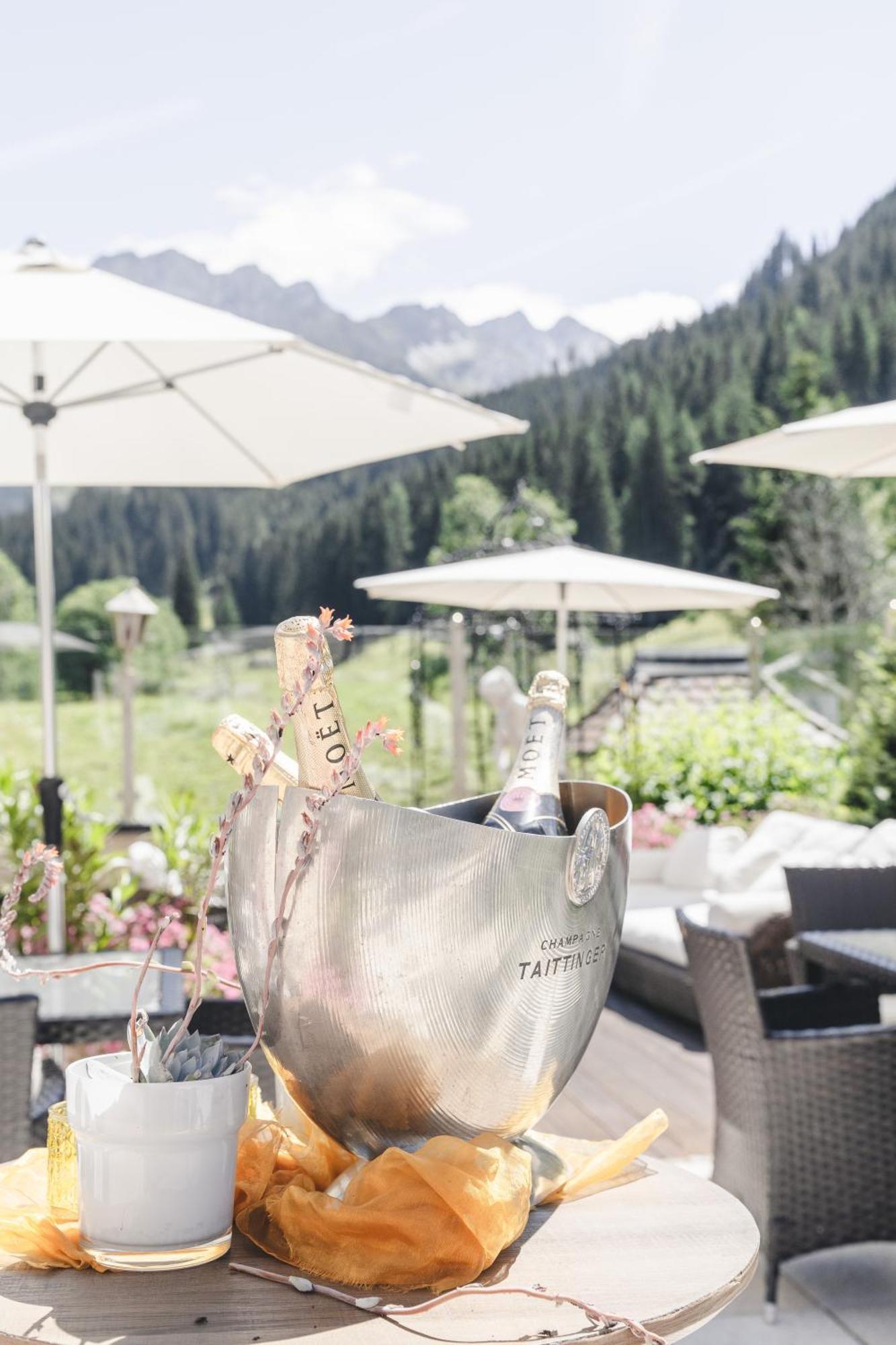 Traumhotel Alpina Superior --Yoga Und Ayurvedahotel (Adults Only) Gerlos Eksteriør bilde